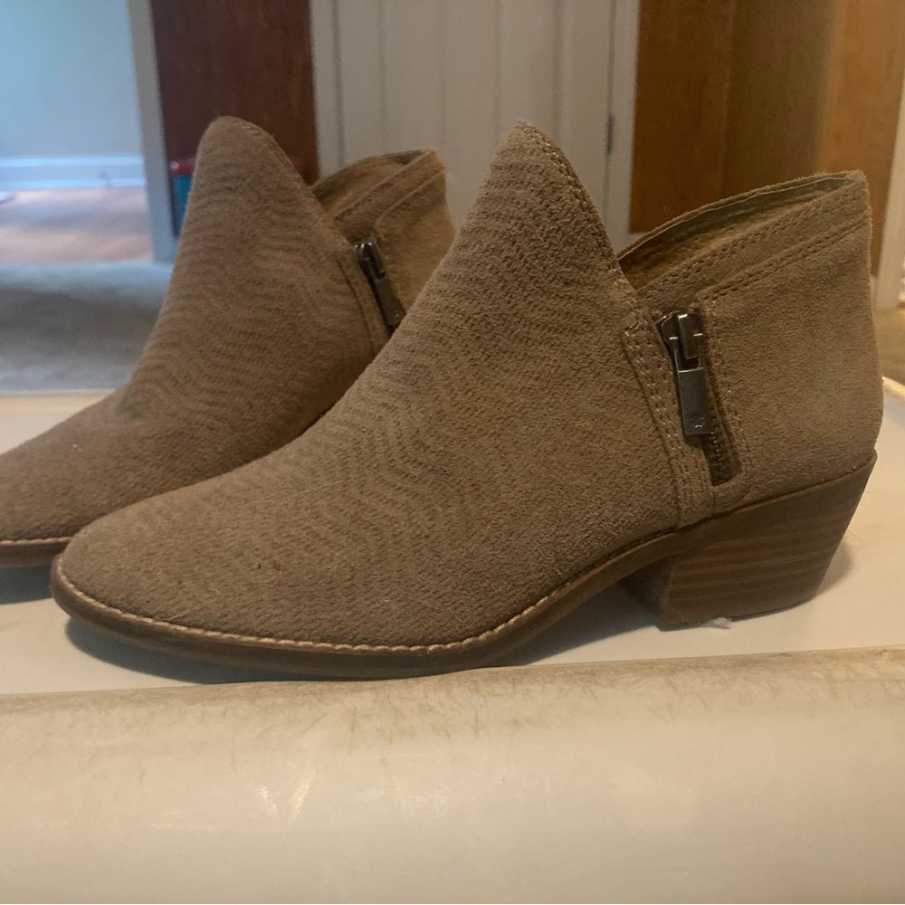 Lucky Brand Tan Ankle Booties with Suede Finish